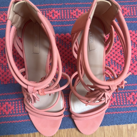 Pink ALDO high heels - Picture 4 of 4